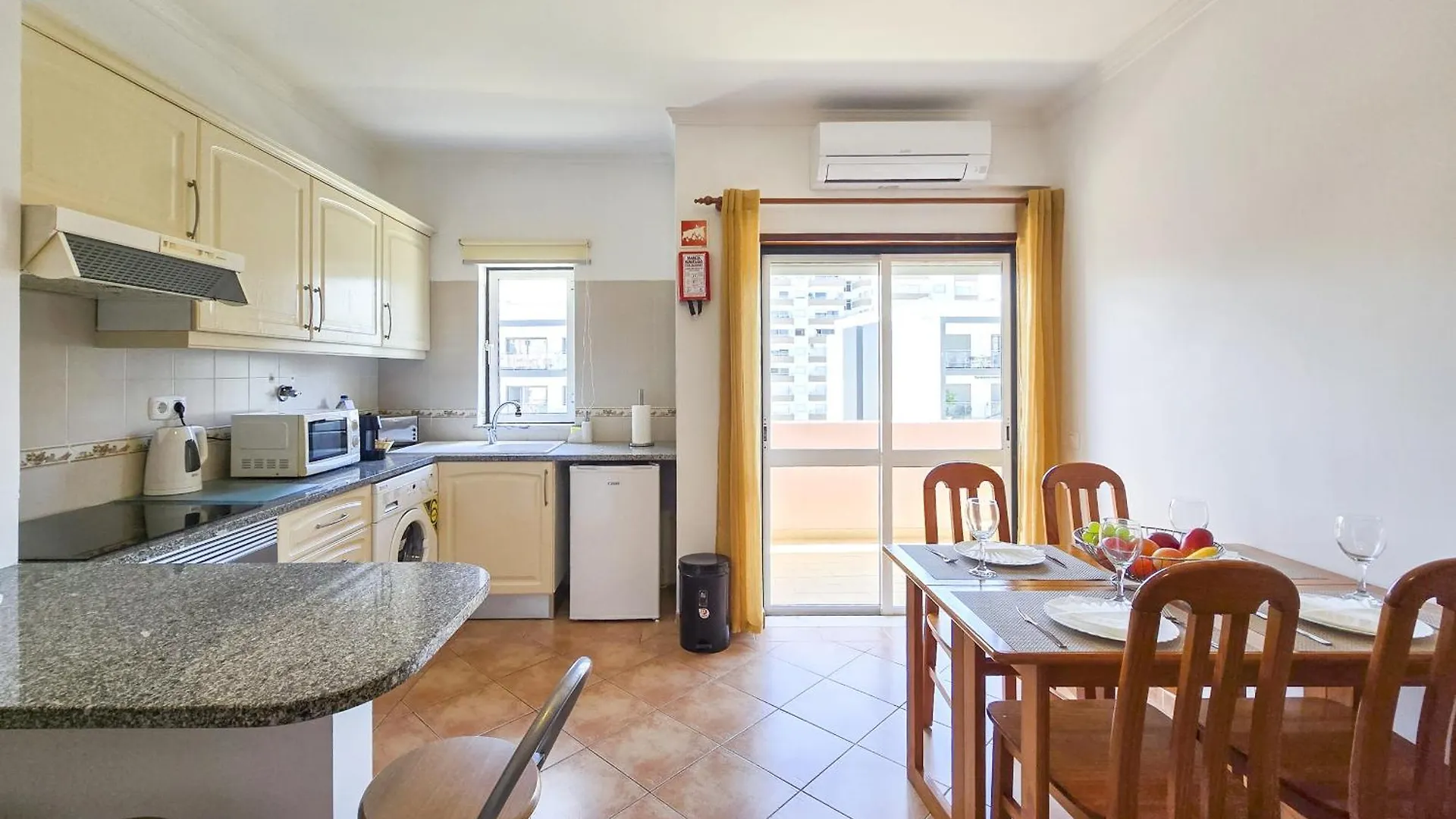 Apartment Praia Rocha Ochre Haven 波尔蒂芒 葡萄牙